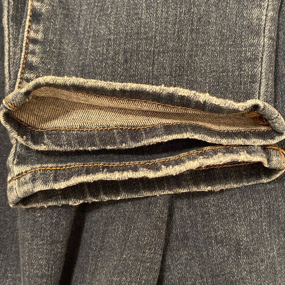 Judy Blue Distressed Jeans, Slim , Size 13/31 - Picture 8 of 9